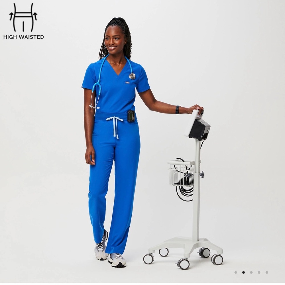 Figs Women's Livingston Pants in royal Blue